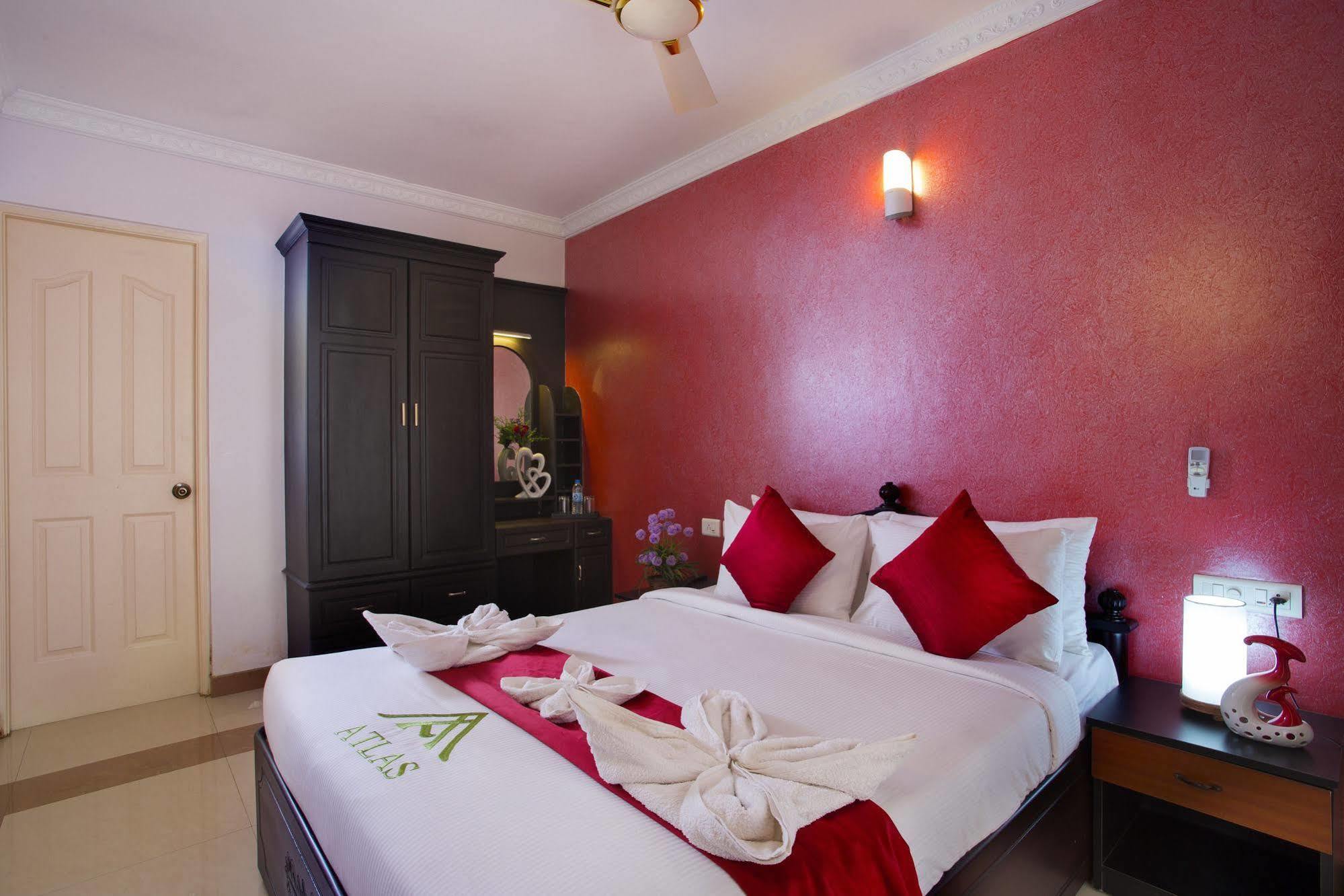 Atlas Airport Hotel Apartment 니둠바서리 외부 사진