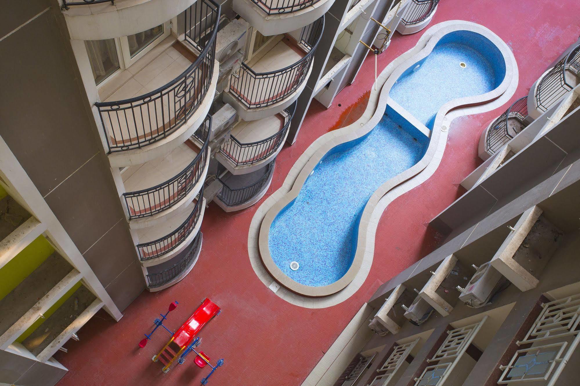 Atlas Airport Hotel Apartment 니둠바서리 외부 사진